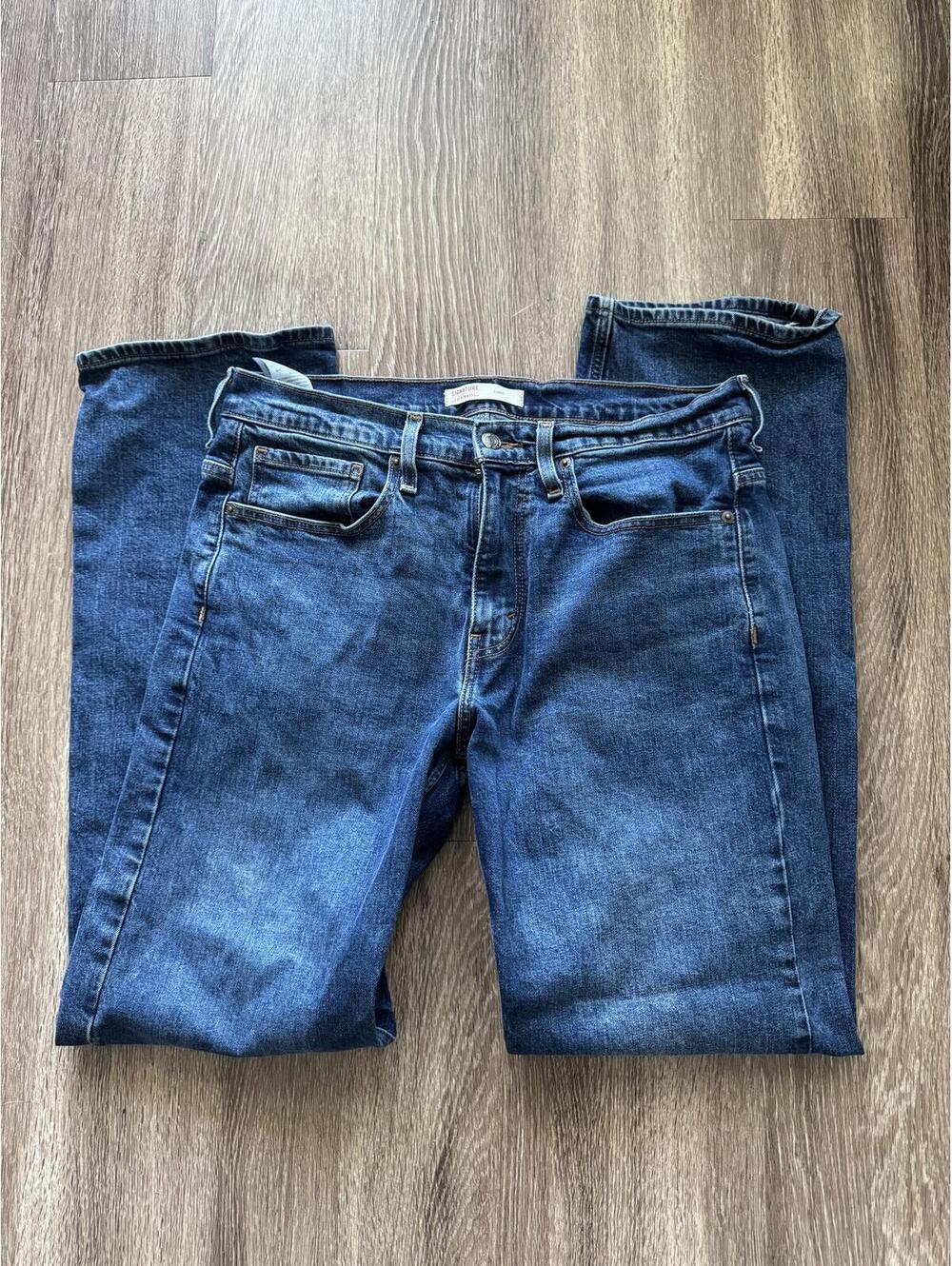 Men’s Levi Jeans